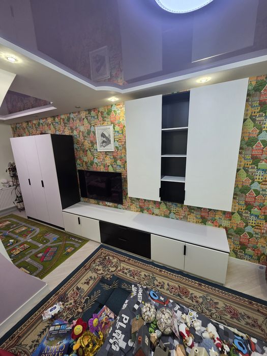 Меблі для вітальні або дитячої кімнати