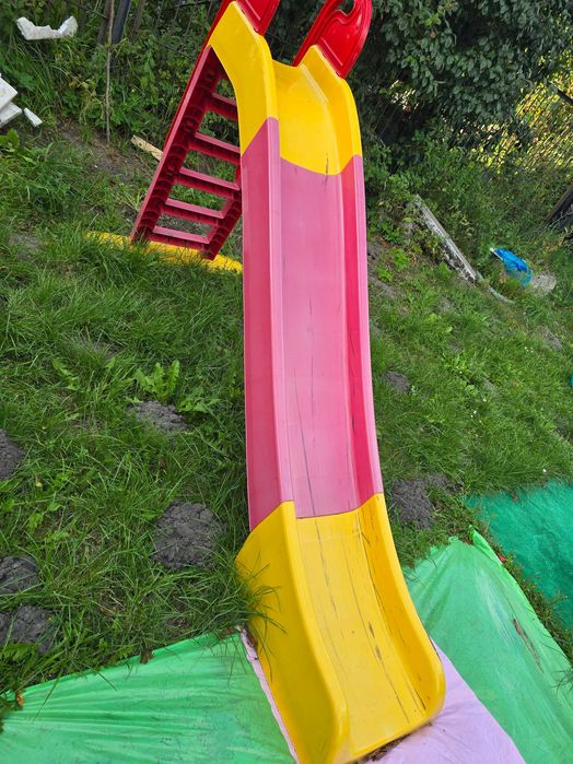 Zjeżdżalnia plastikowa