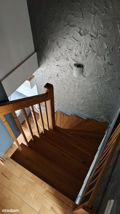 Dwupoziomowe mieszkanie 78,5 m² w Luboniu – ul. Niezłomnych