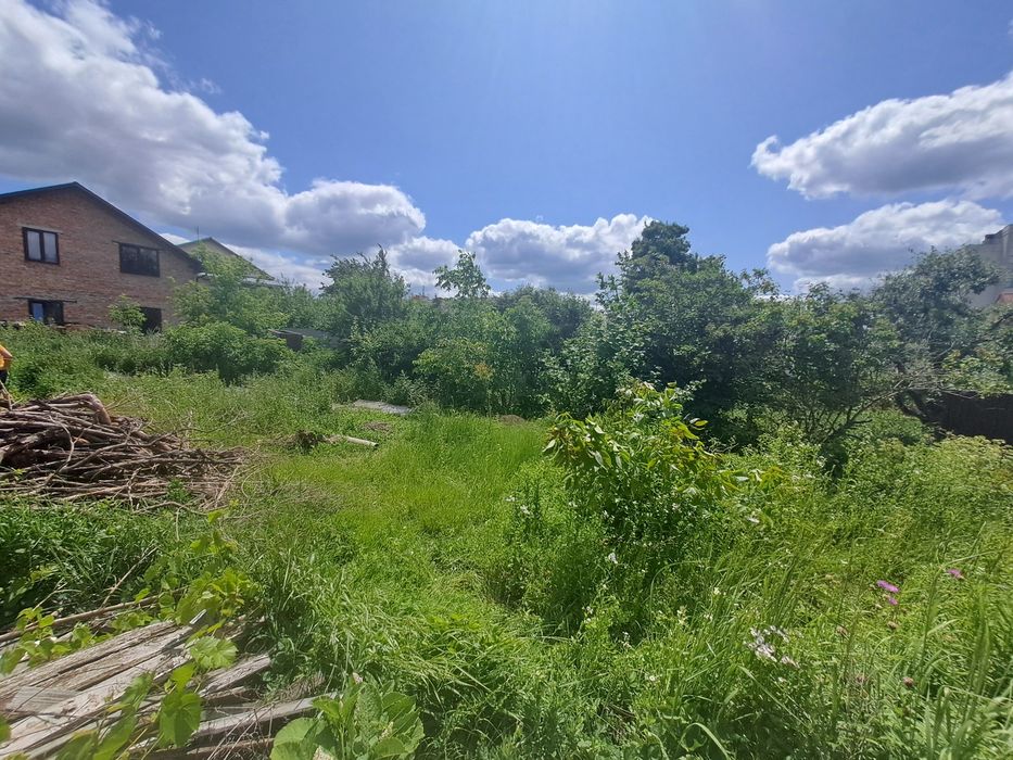 Продаж земельної ділянки під забудову поблизу центру Тернополя