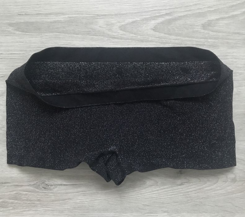 Bokserki majteczki czarne srebrna nitka r. XS/S Reserved