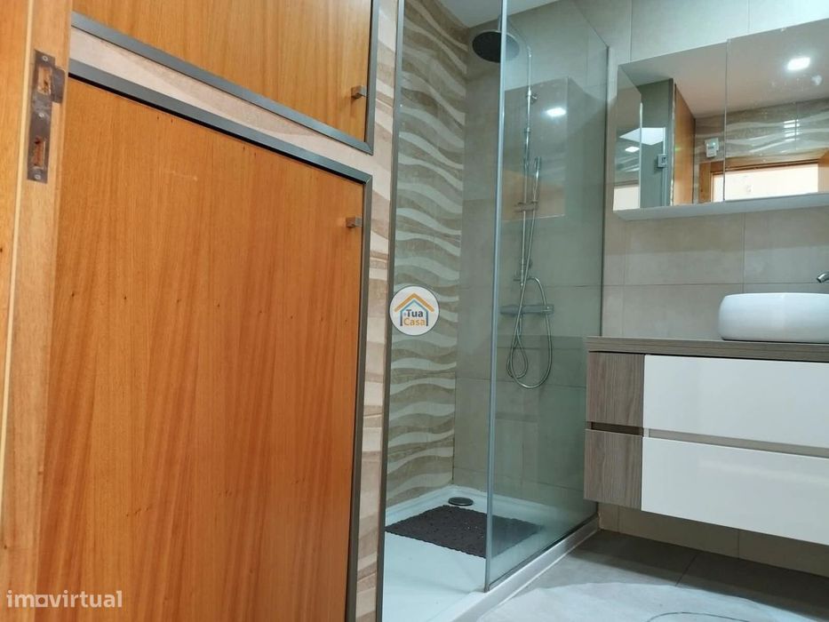 Arrendamento de Apartamento T2 em Rio Covo Santa Eulália, Barcelos, co