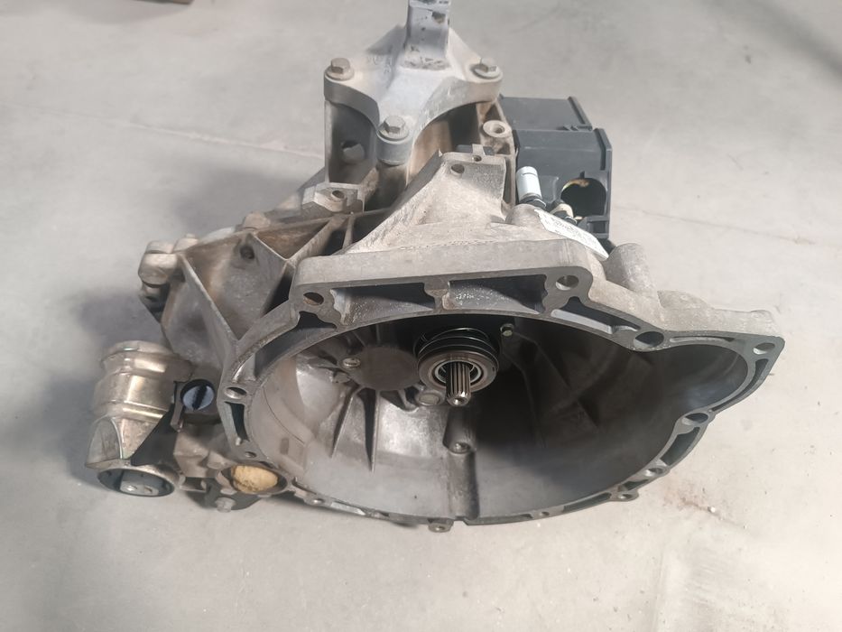 caixa de velocidades Ford Fiesta 1.4i ( 2002 / 2008  )