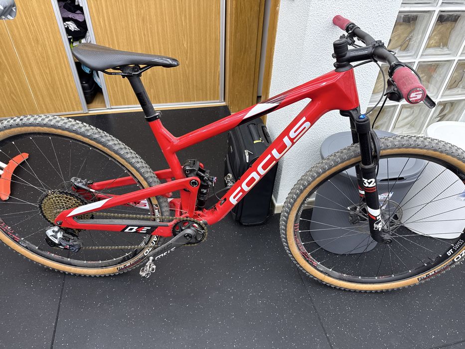 Bicicleta btt Focus Carbono Roda 29