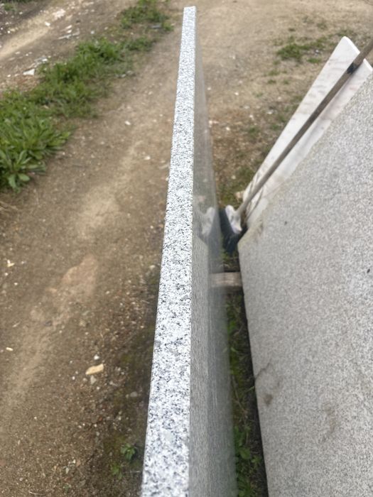 Vendo tampo para mesa em granito pedras salgadas