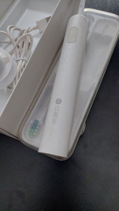 Зубная щетка Xiaomi MiJia Doctor B Sonic Electric Toothbrush BET-C01