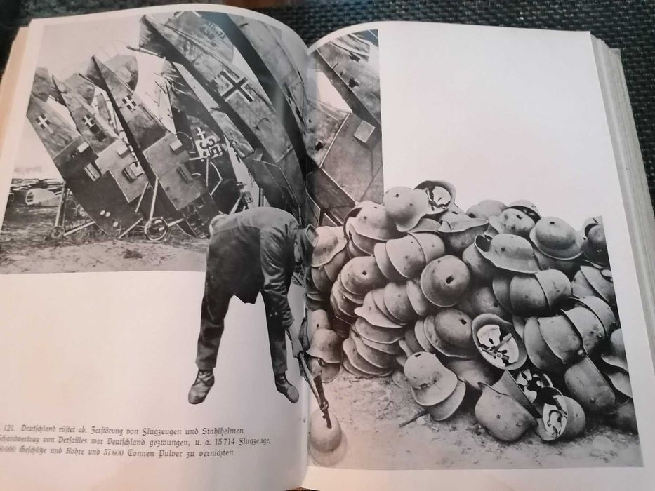 Livro de Carl Galéra - Fuhrer und Volk. A bíblia do NAZISMO. 1933