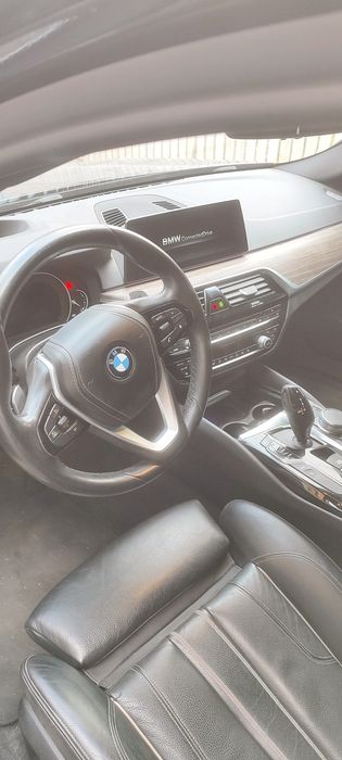 BMW 530E G30 гібрид