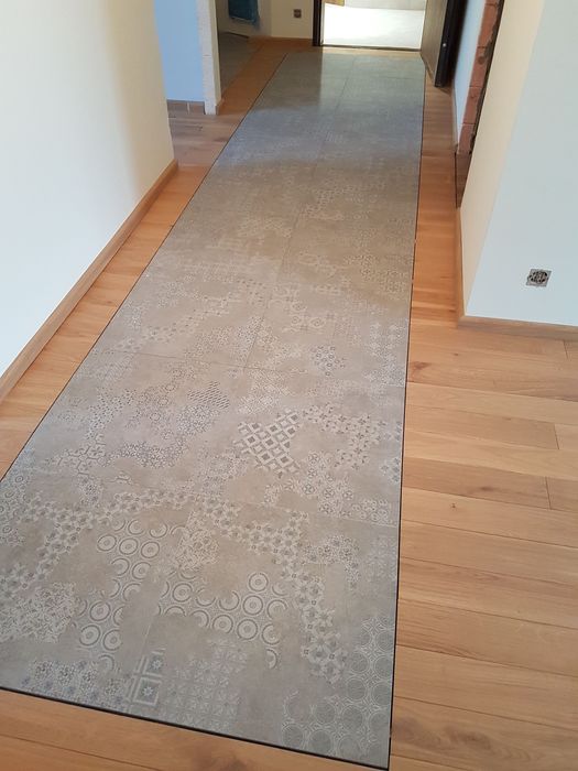 Parkiet Deska podłogowa drewniana dębowa klepka schody PRODUCENT