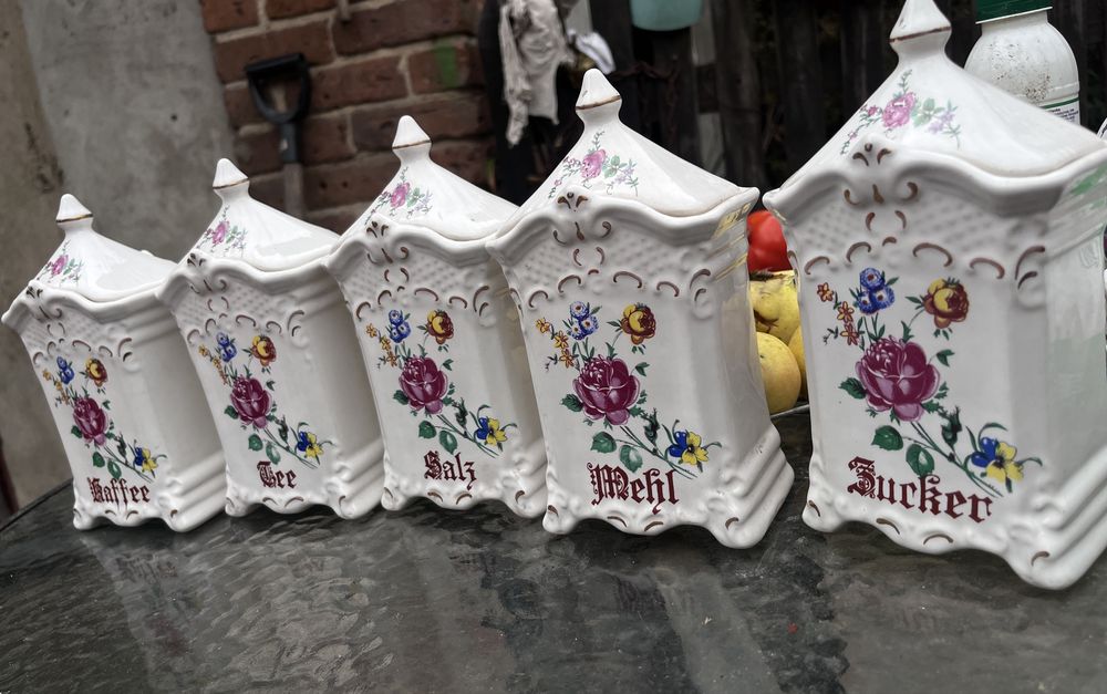 Porcelana  biała