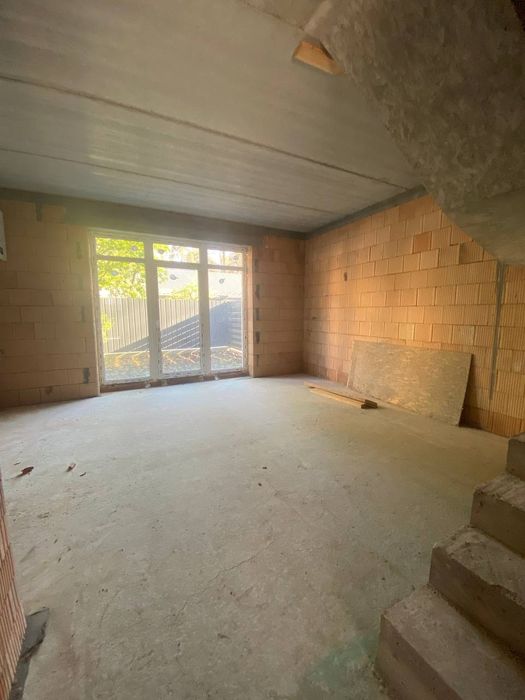 Продам таунхаус в центрі Ірпінь