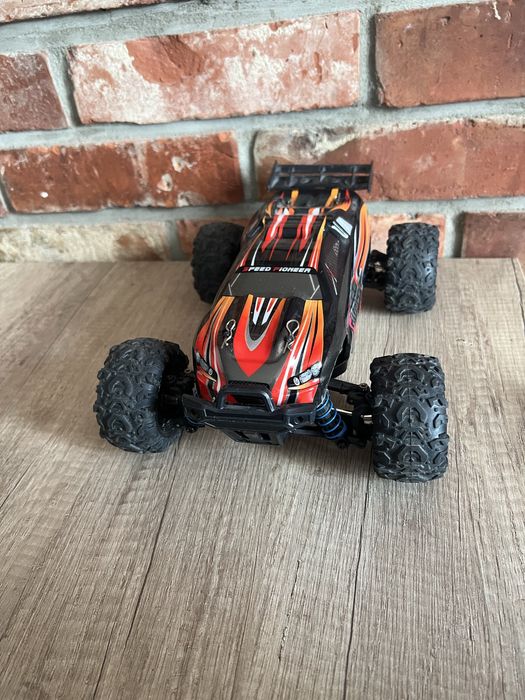 Samochód sterowany pilotem