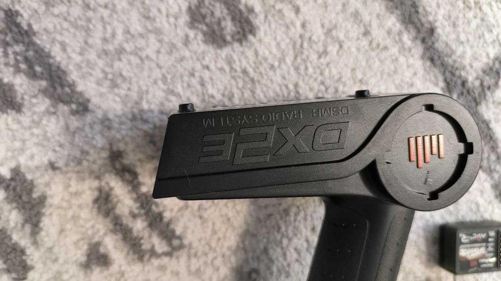 Aparatura Spektrum DX2E AVC + odbiornik SR6000 AVC