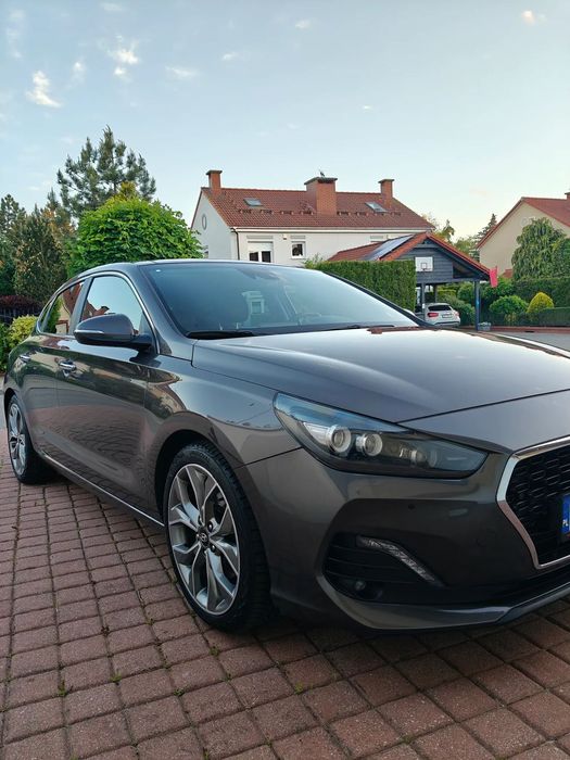 Hyundai I30 FASTBACK Premium Buissnes, bezwypadkowy