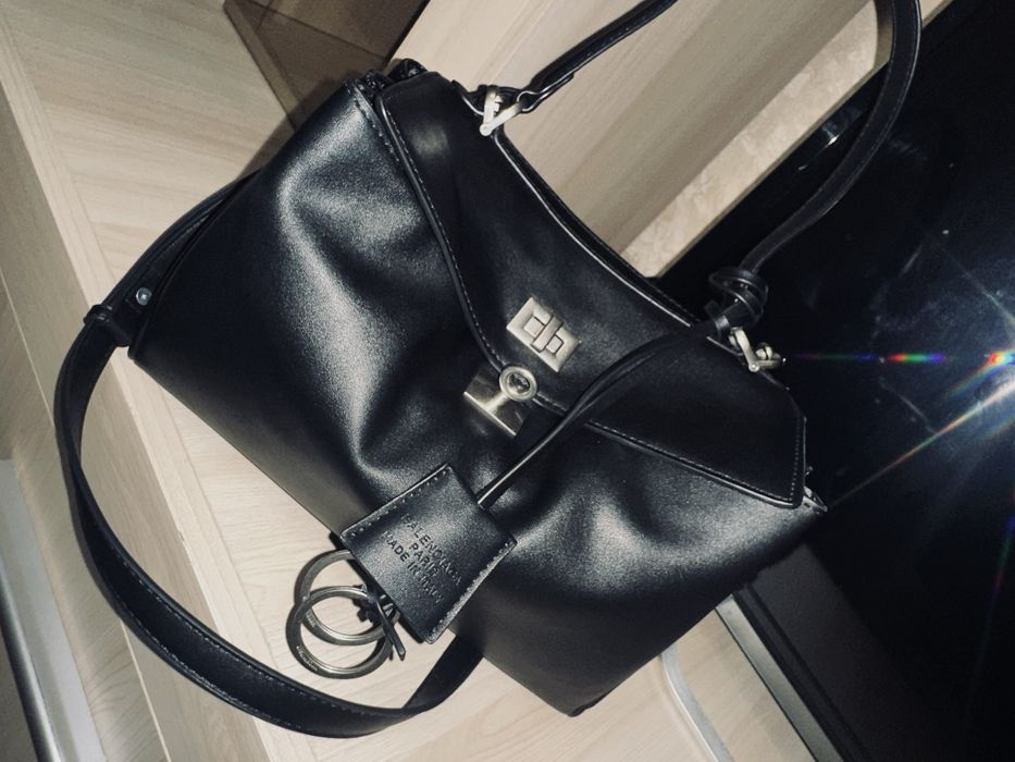 Сумка Balenciaga середня
