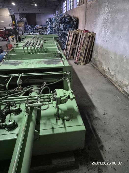 Prasa -belownica pozioma