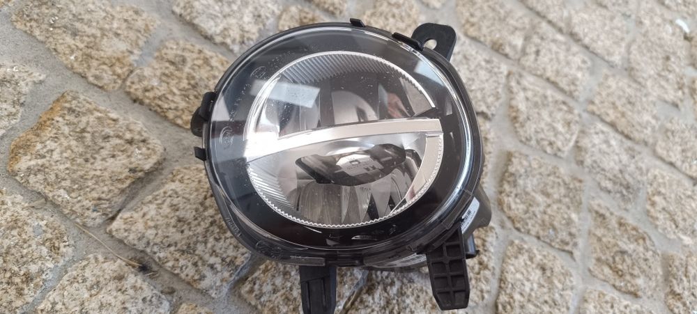 Farol de nevoeiro BMW F20 F21 F30 F31 F32 F34