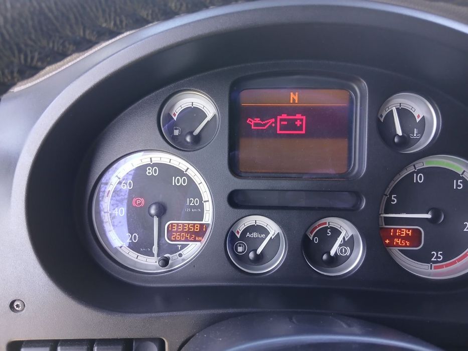 Тягач Daf XF 105.460