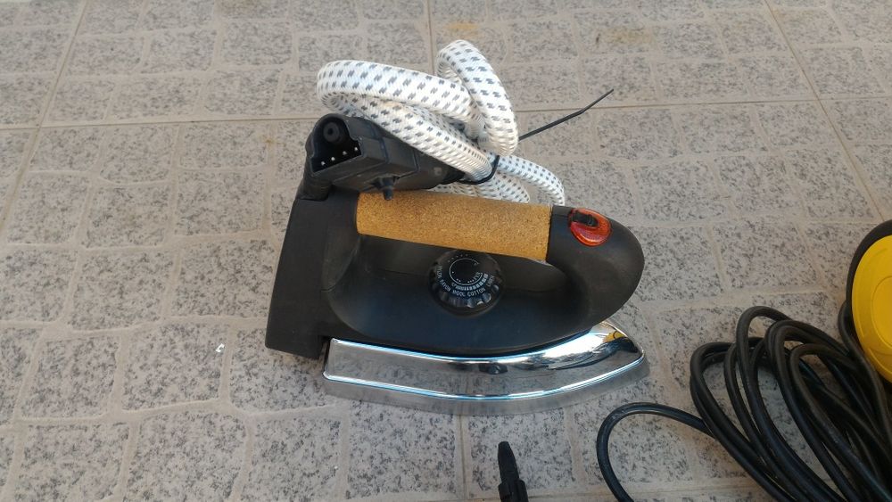 Ferro de engomar+Máquina de limpeza a vapor