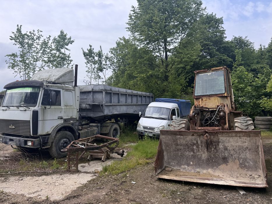 «МаЗ» щиповоз-фура.
