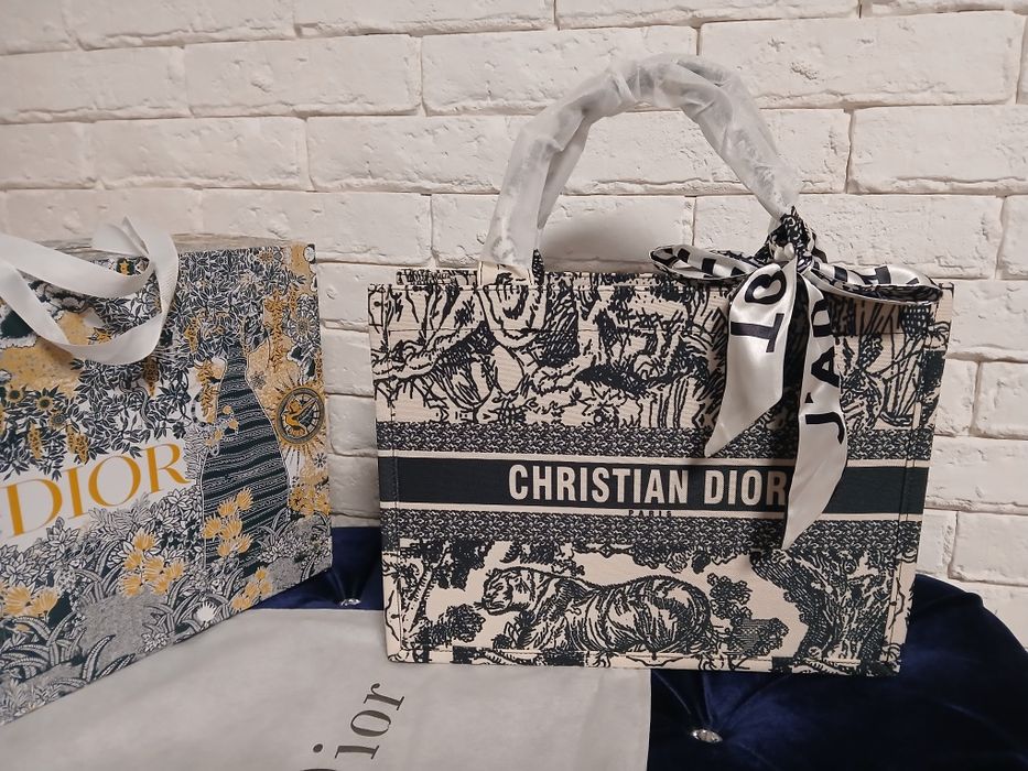 Torebka damska Christian Dior z pudełkiem