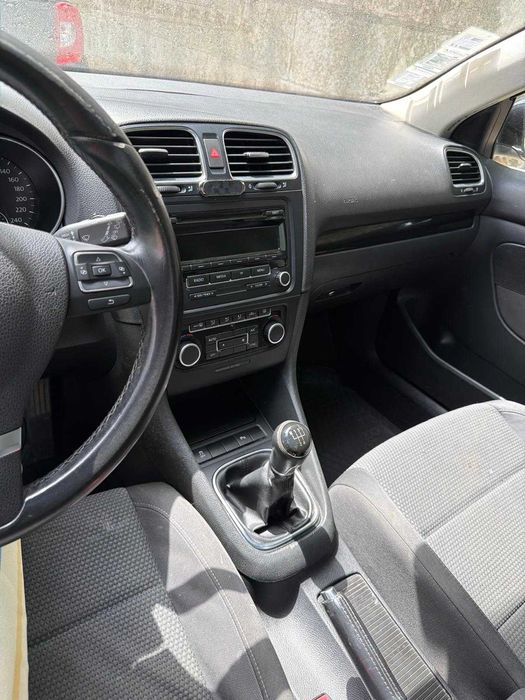 VW Gold Variant 1.6 TDI 105cv
