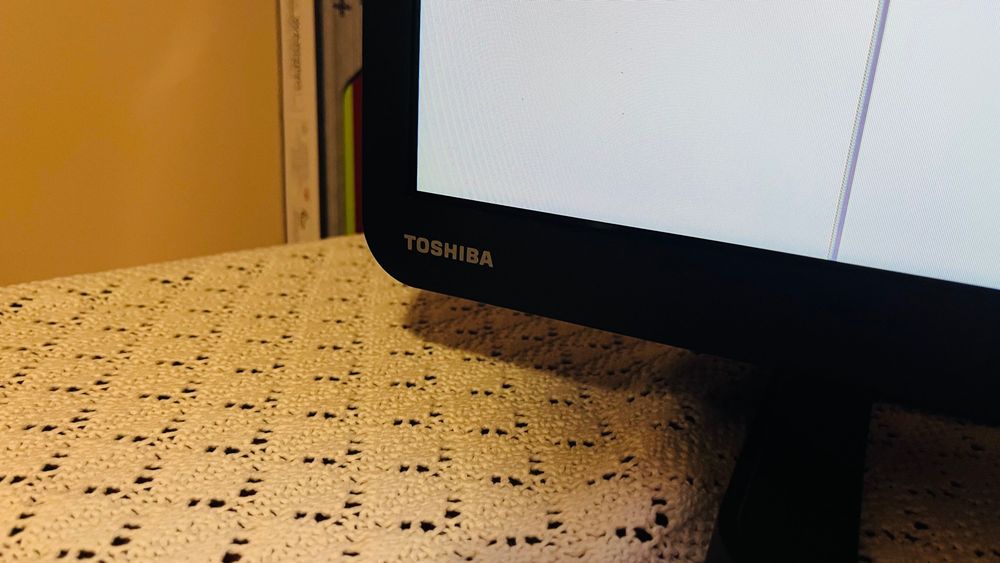 Toshiba 32 LCD Smart