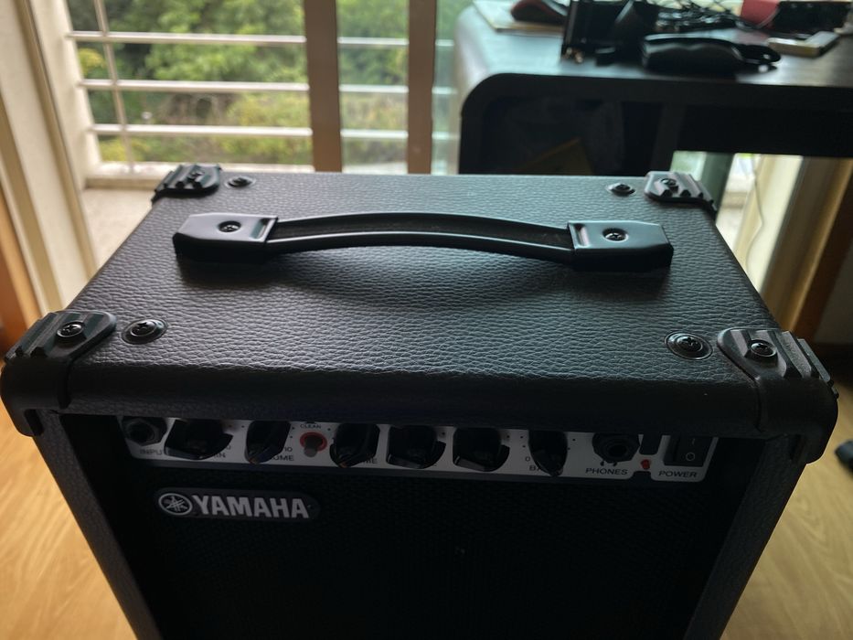 Amplificador yamaha novo