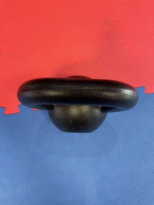 Kettlebell 10 kg żeliwny odważnik kettla