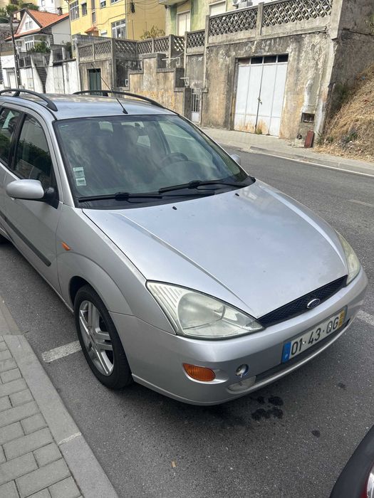 Ford Focus Carrinha 1.8 TDDi – 90cv foto 4
