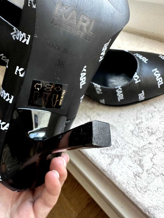 Sapatos novos Karl Lagerfeld, 35