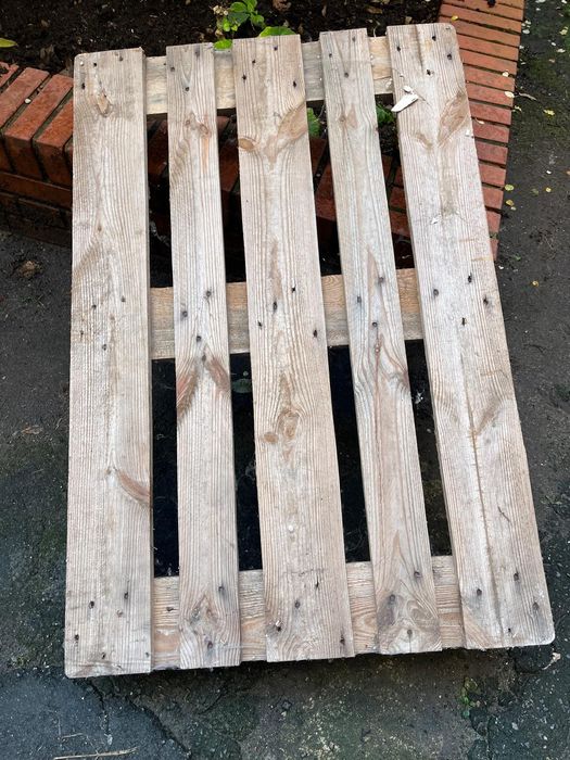 Sprzedam paletę euro palety meble