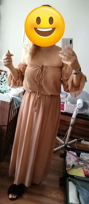 Śliczna długa sukienka