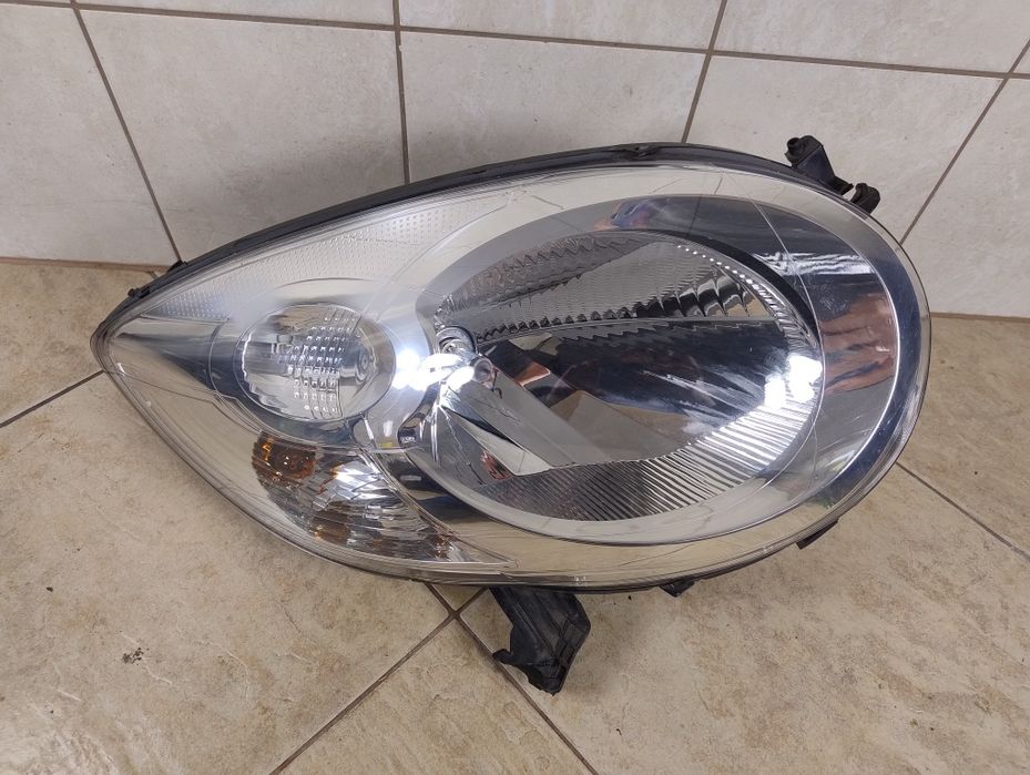 Citroen C1 lampa reflektor prawy przód Europa oryginał wysyłka