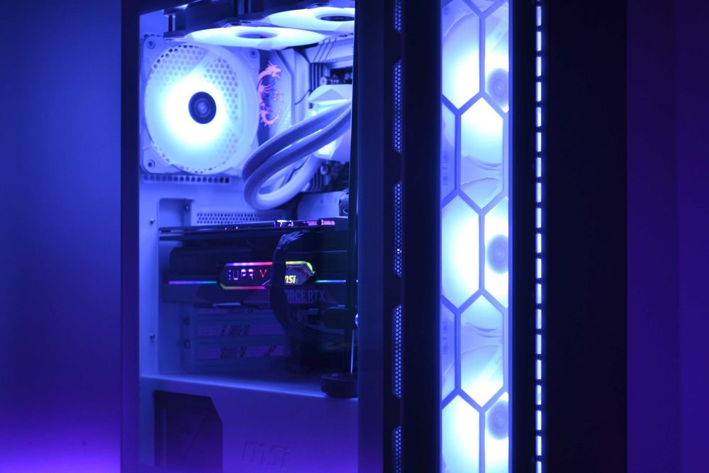 Komputer gamingowy z 4070 ti suprim NOWY