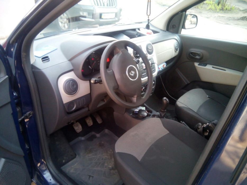 Рено Докер 2013г.в.