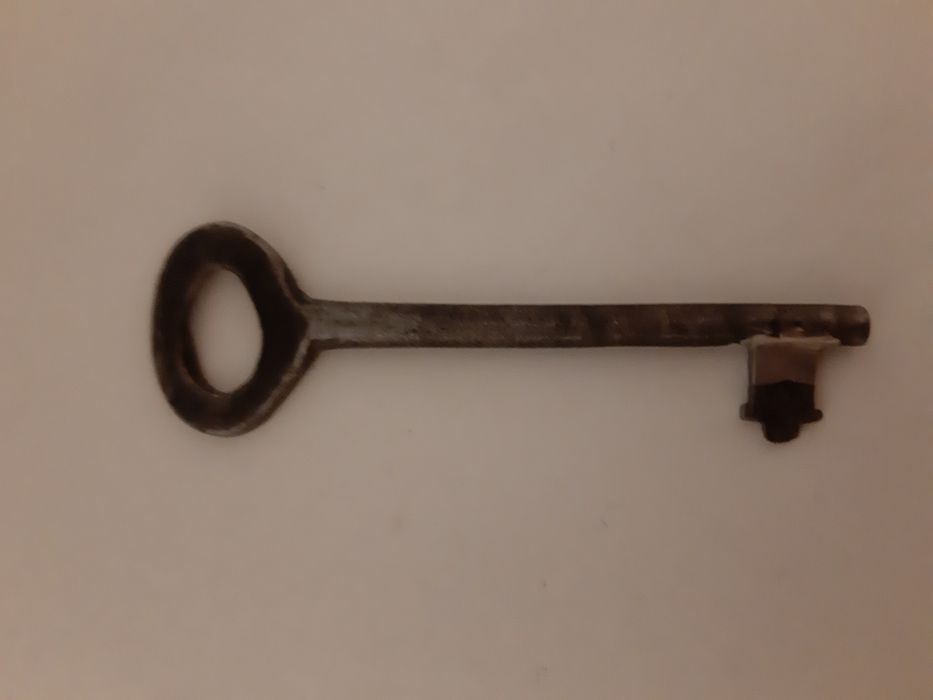 Продам Ключ для Дверей