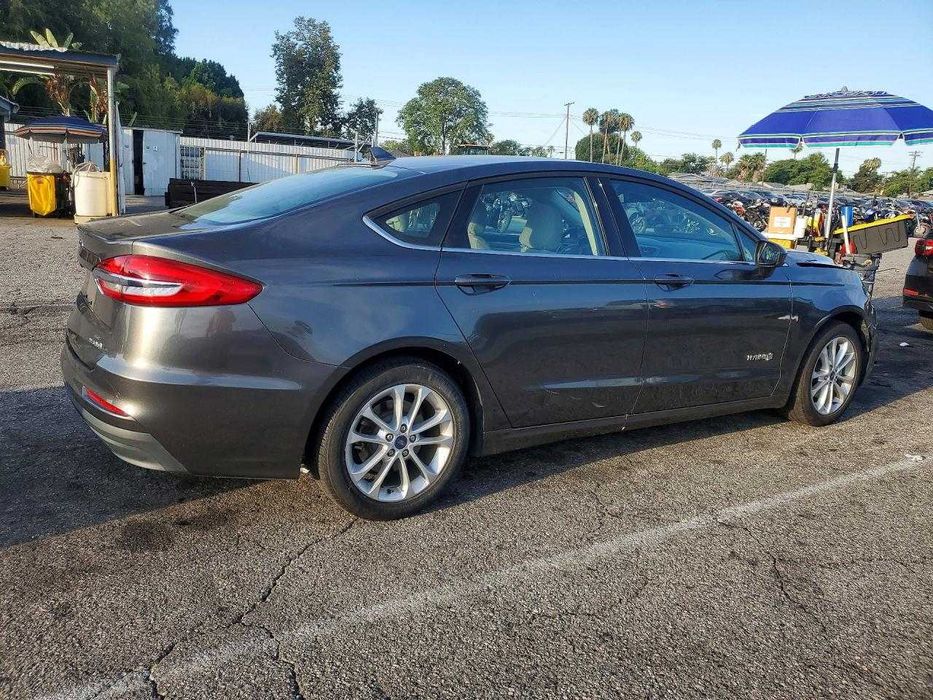 FORD Fusion SE 2019