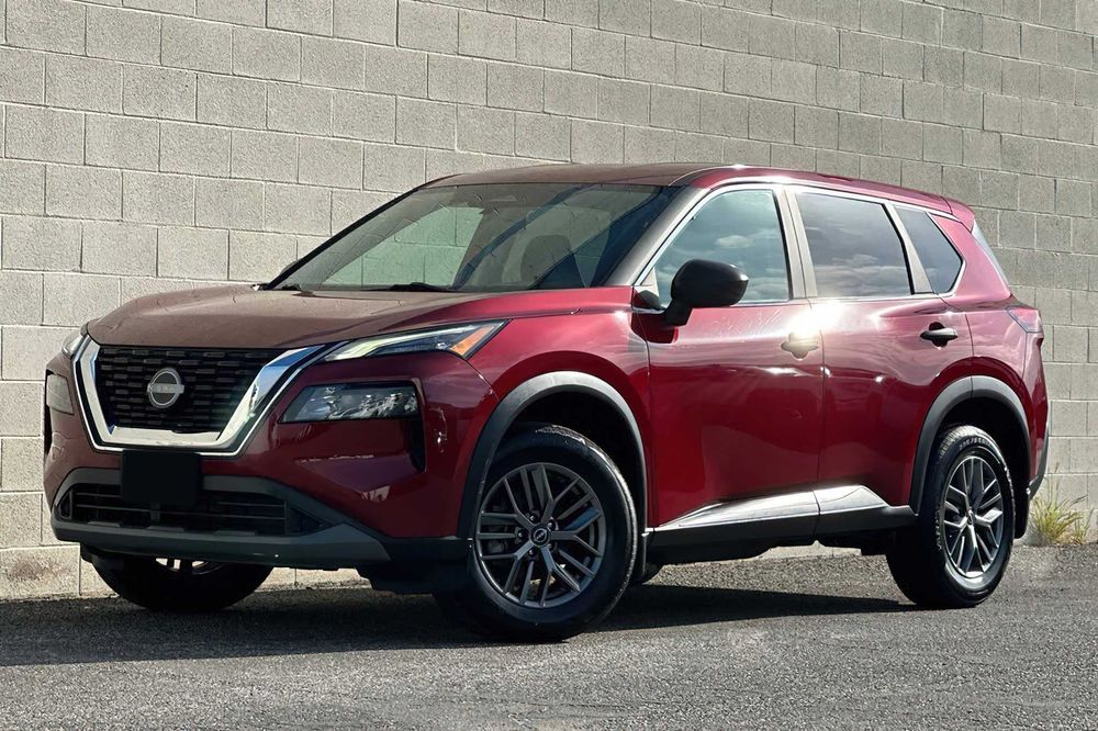 Nissan Rogue      2023