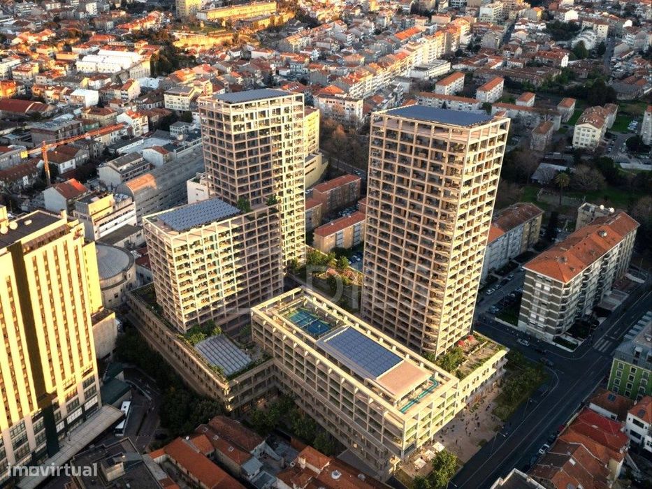 Estúdio com área exterior em pleno centro da cidade do Porto.