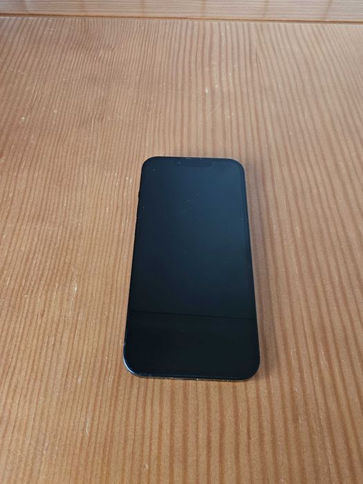 Iphone 13 128Gb. 87% Bateria. Muito bom. Tudo de origem