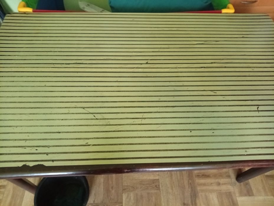 Sprzedam stół stan b.dobry