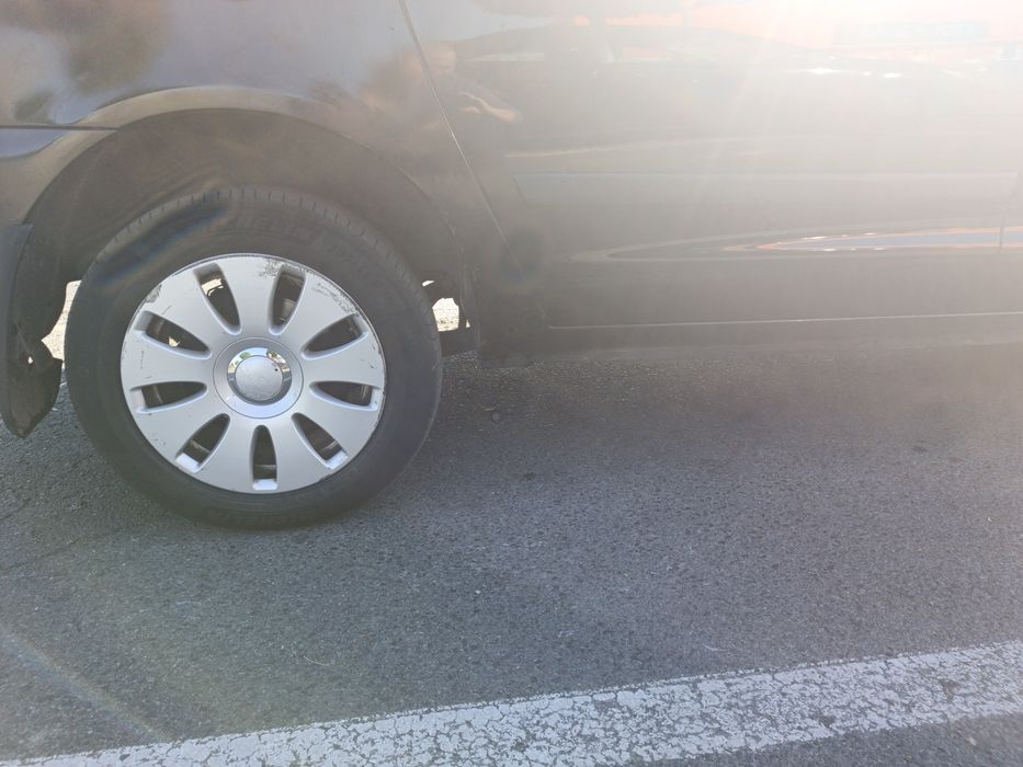 Ford Galaxy, Sharan GHIA