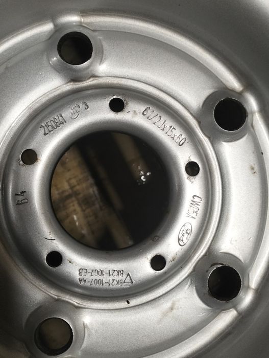 Sprzedam felgi stalowe Ford 15 cali 5x160