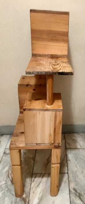 Móvel em Madeira