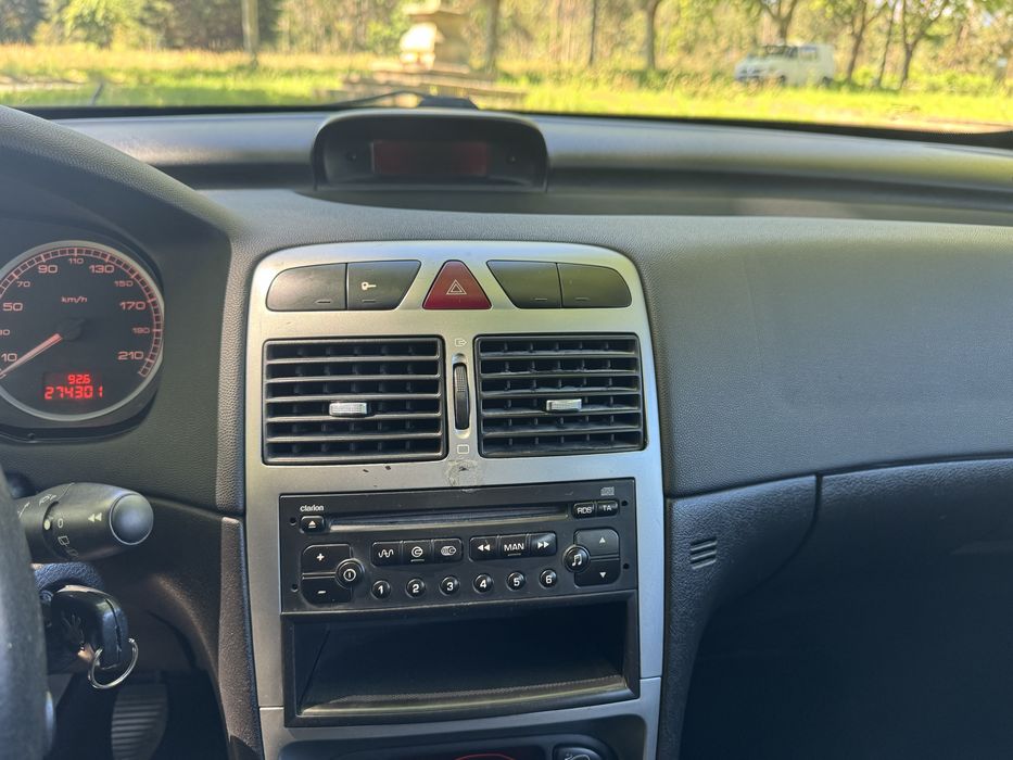 PEUGEOT 307 1.4 HDI 5 LUGARES