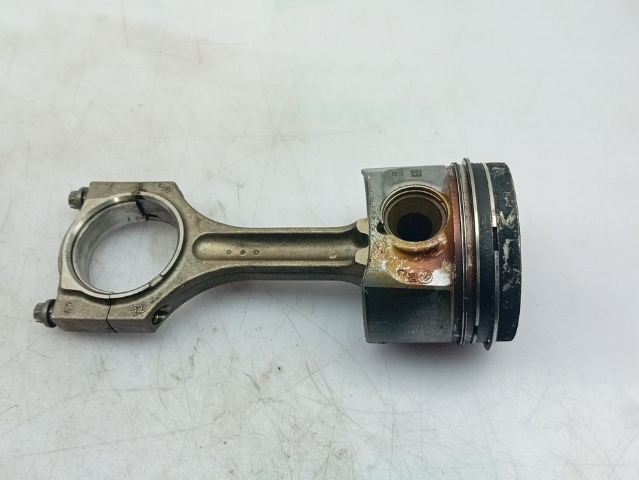 Pistão de motor BMW 3 (F30, F80)