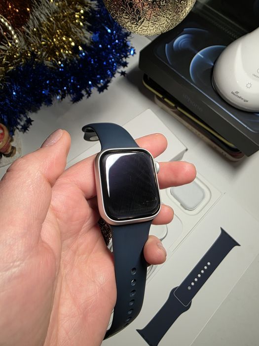 Продам Apple Watch Series 9, 41 мм
