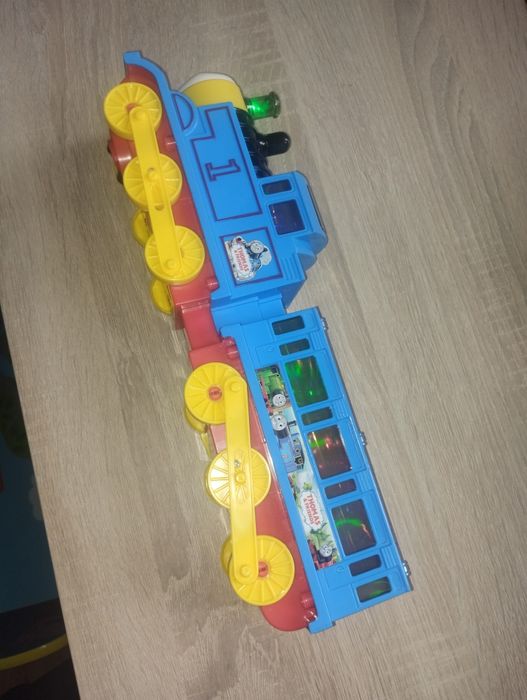 Pociąg dla dzieci Tomek i przyjaciele świeci gra nowy