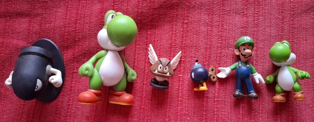 Bonecos Super Mário